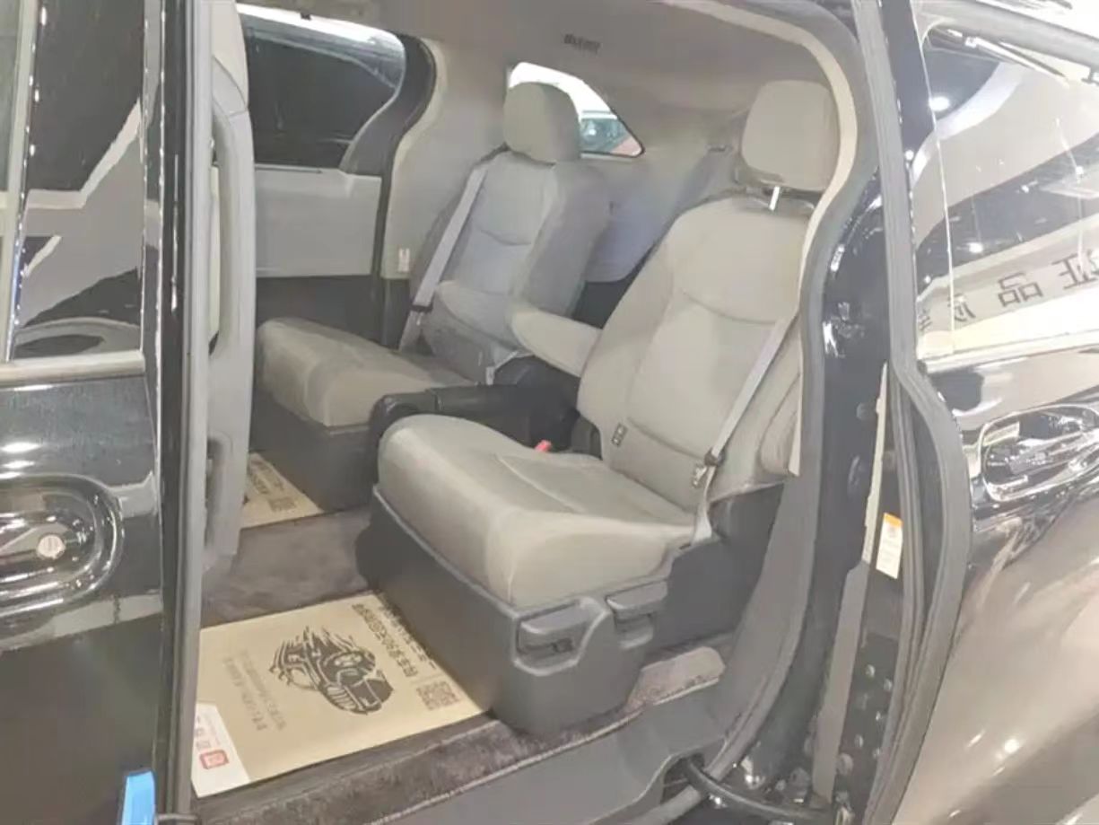 TOYOTA-SNENNA