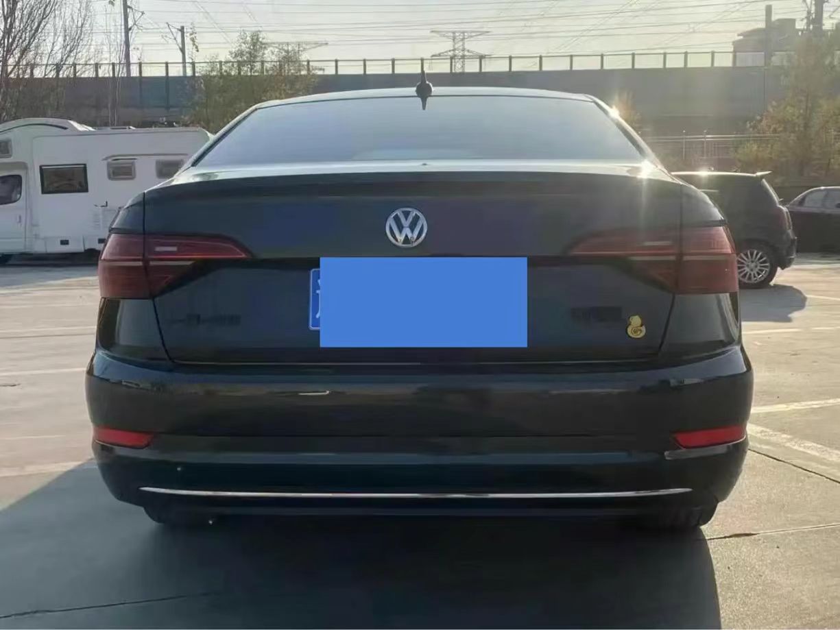 FAW-Volkswagen-Sagitar