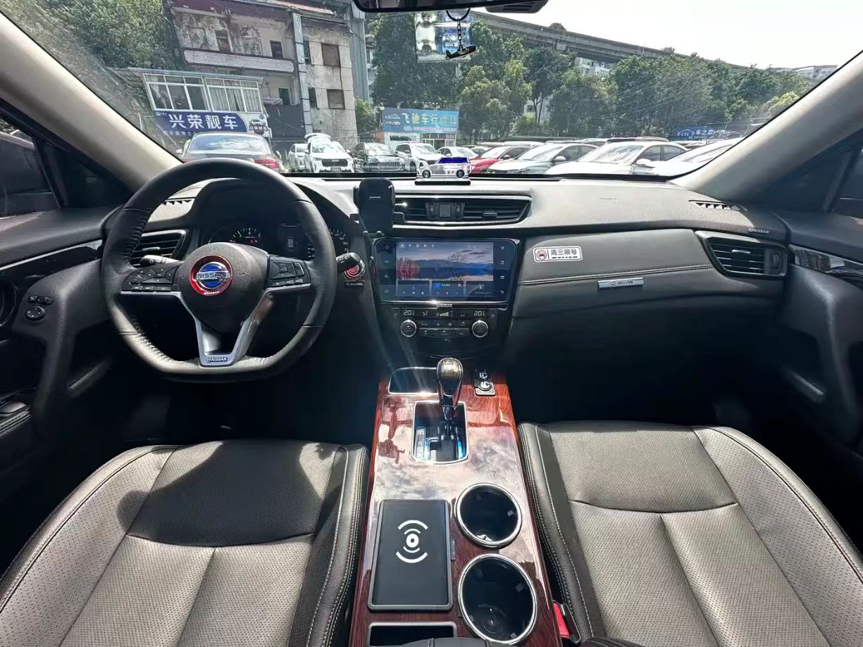 Dongfeng Nissan-X-Trail
