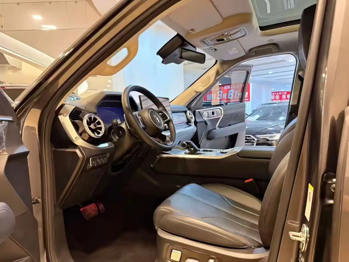 Tank 400 Plug - in Hybrid