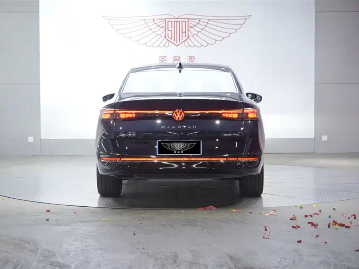 FAW-Volkswagen-Magotan