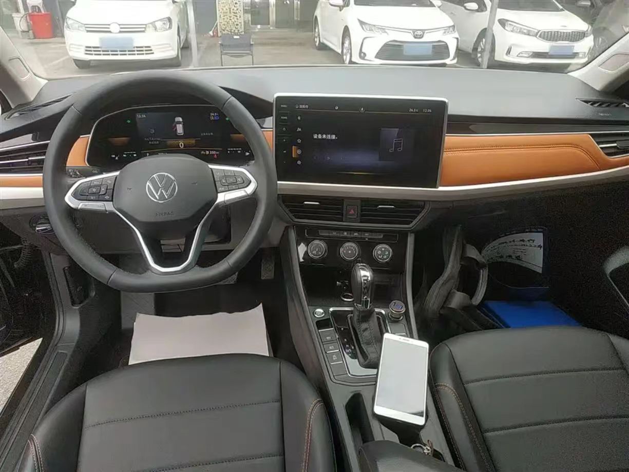 FAW-Volkswagen-Bora