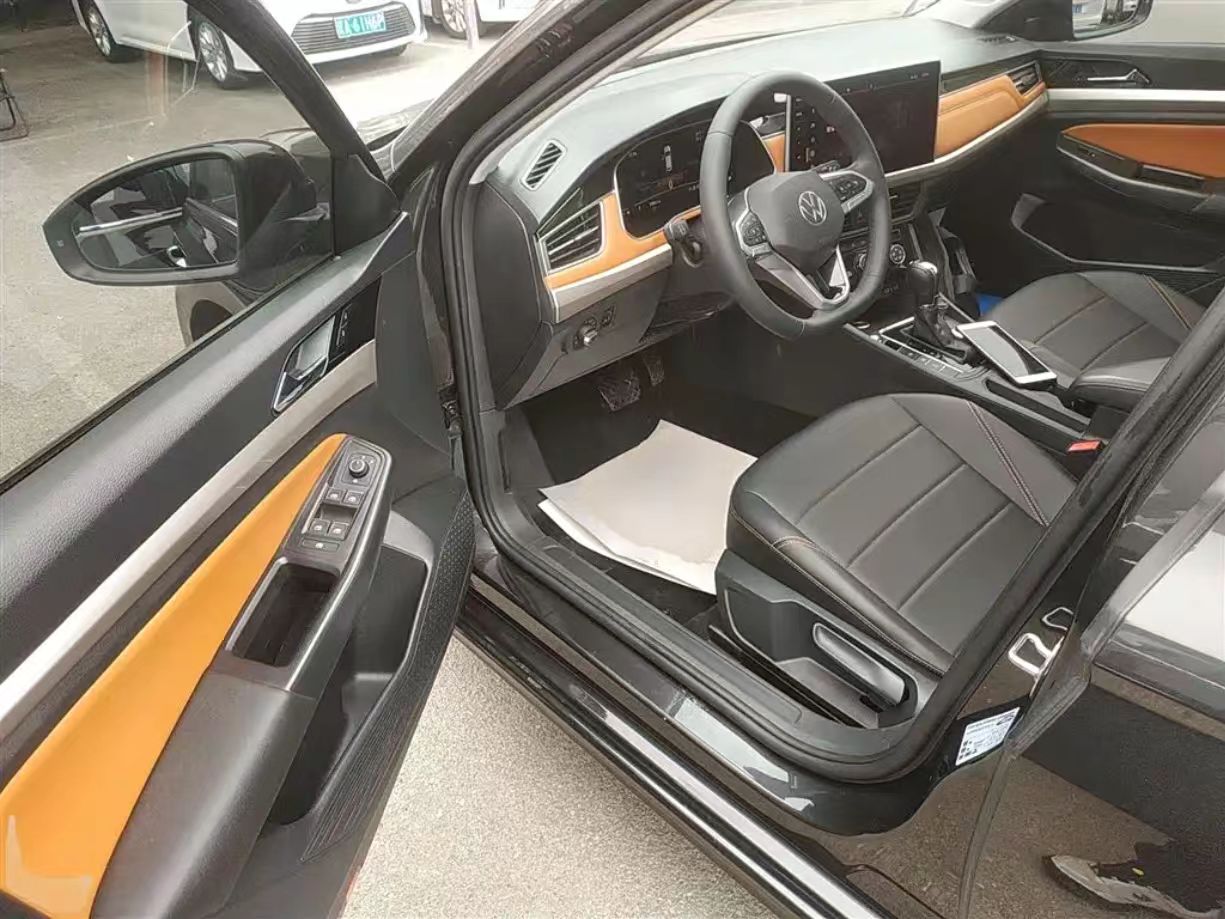 FAW-Volkswagen-Bora