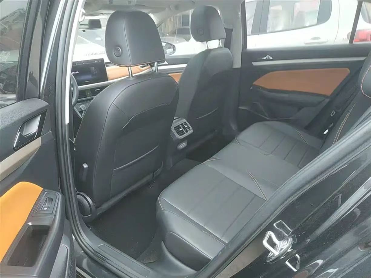 FAW-Volkswagen-Bora