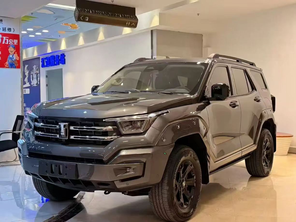 Tank 400  Plug - in Hybrid