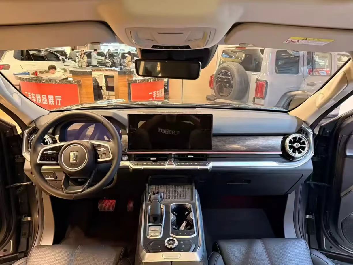 Tank 400  Plug - in Hybrid