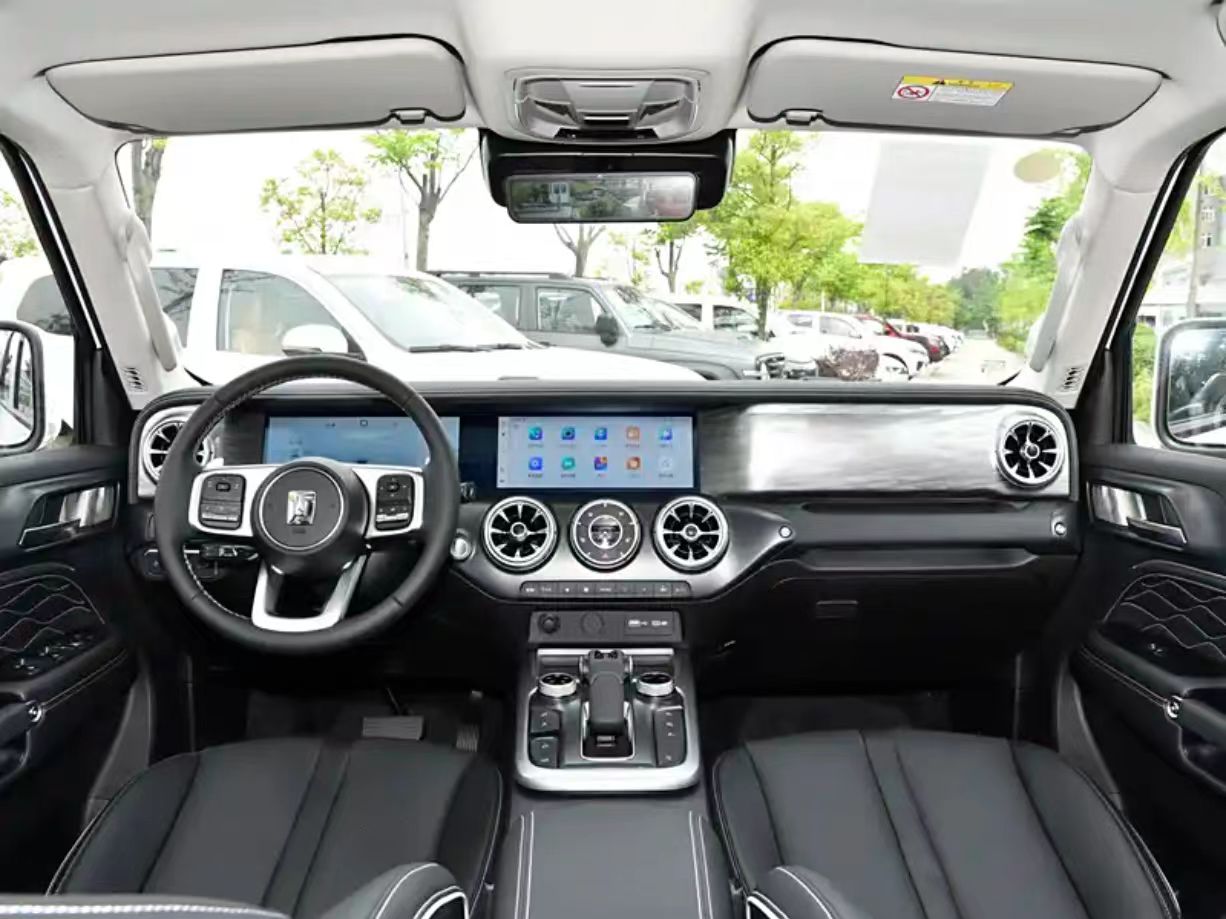 Tank 300  Plug - in Hybrid