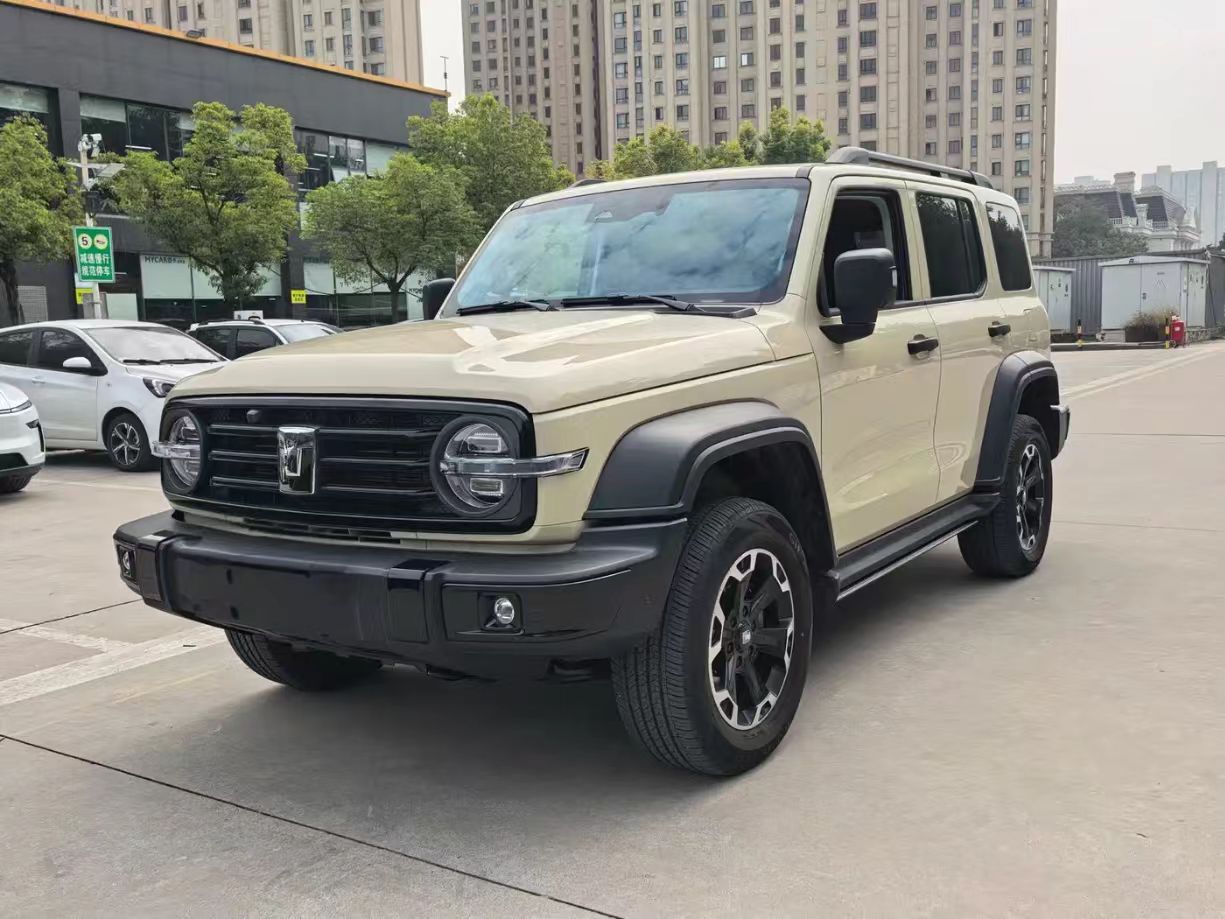 Tank 300  Plug - in Hybrid