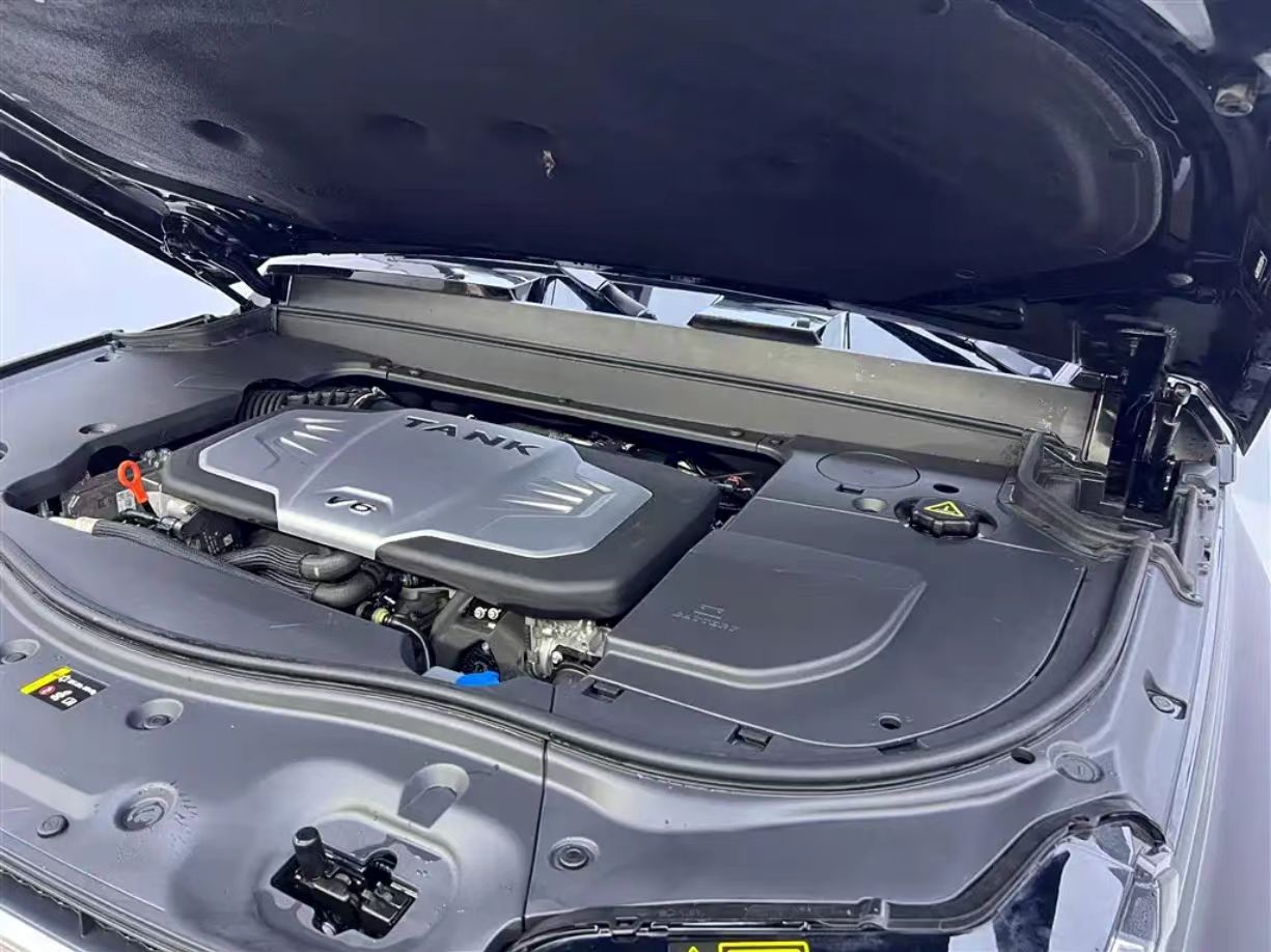 Tank 700  Plug - in Hybrid