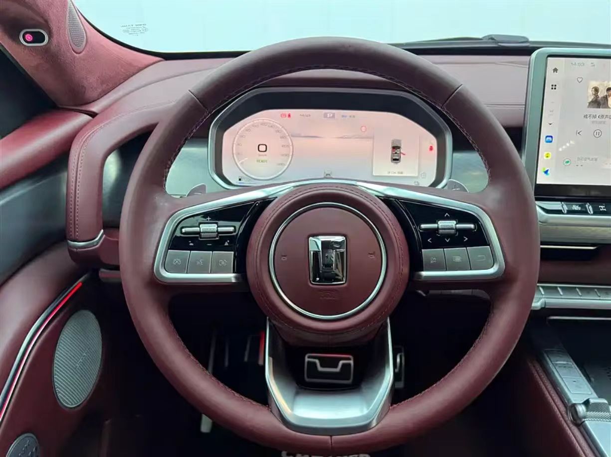 Tank 700  Plug - in Hybrid